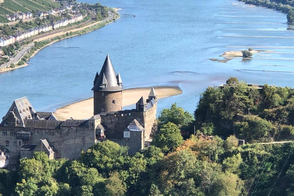 Schoene Ferienwohnung Burgruine Fachwerkhaus บาคาราค ภายนอก รูปภาพ