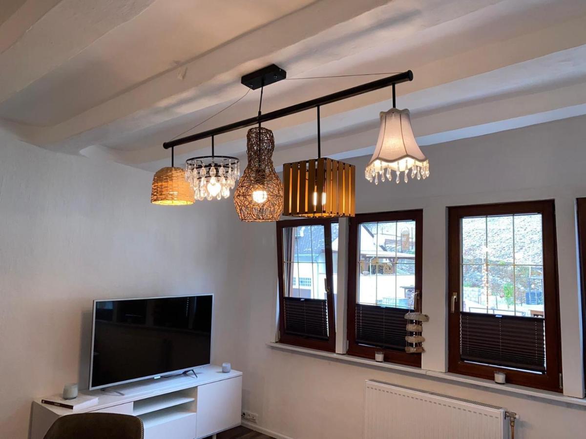 Schoene Ferienwohnung Burgruine Fachwerkhaus บาคาราค ภายนอก รูปภาพ